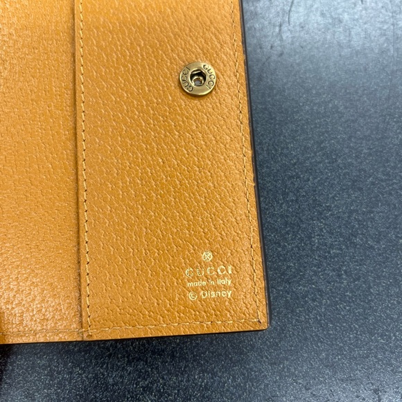Gucci Brown Monogram Mickey Canvas Passport Holder with Tan Trim - Picture 3 of 9